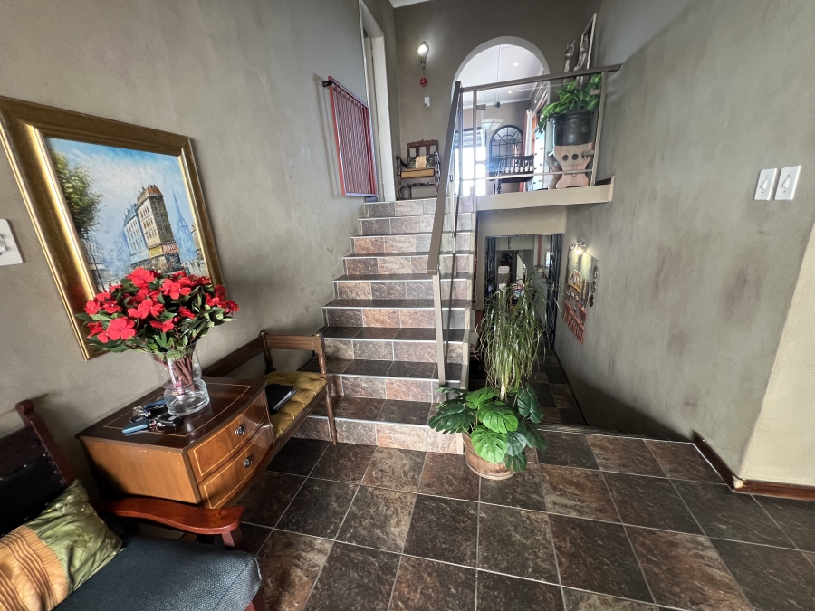 4 Bedroom Property for Sale in Bonza Bay Eastern Cape